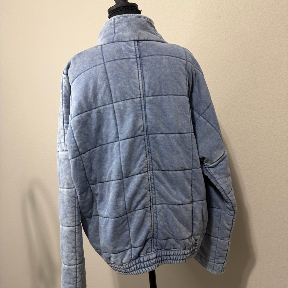 Forever 21 Light Blue Quilted Puffer Jacket - Picture 4 of 4